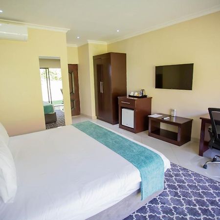 Douglas Lodge & Apartments Lilongwe Ngoại thất bức ảnh
