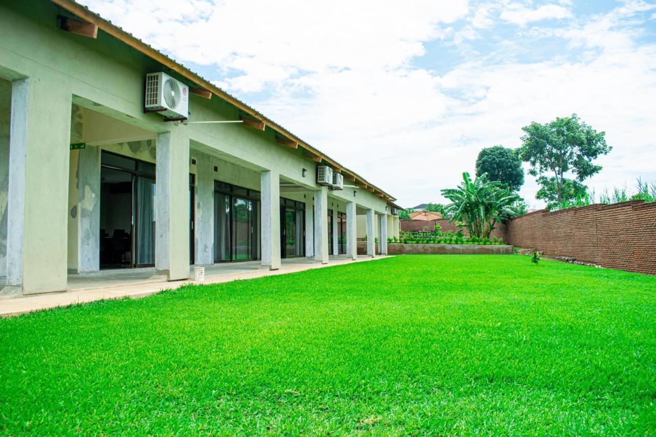 Douglas Lodge & Apartments Lilongwe Ngoại thất bức ảnh