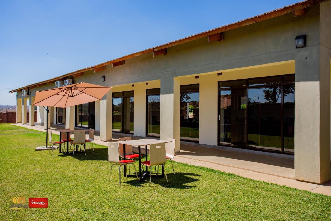 Douglas Lodge & Apartments Lilongwe Ngoại thất bức ảnh