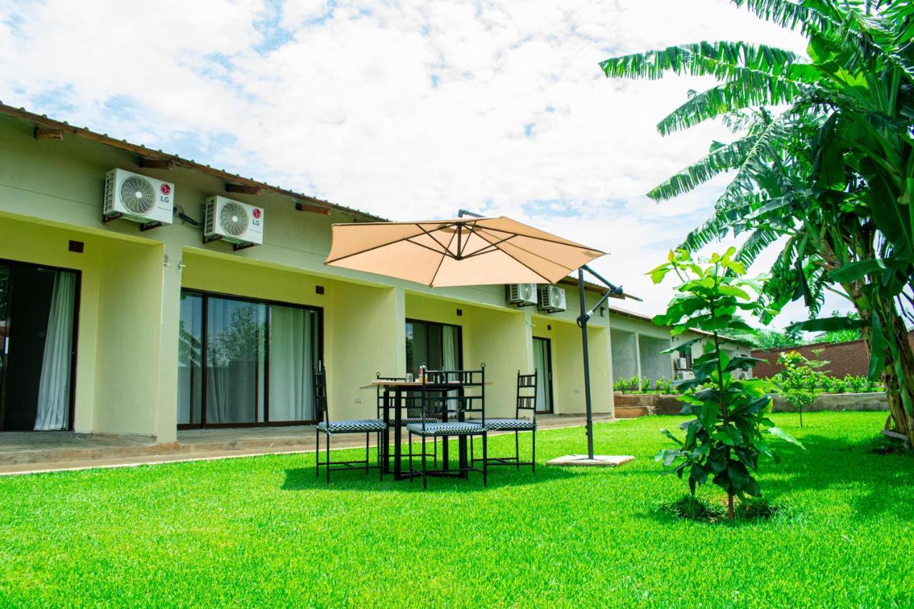 Douglas Lodge & Apartments Lilongwe Ngoại thất bức ảnh