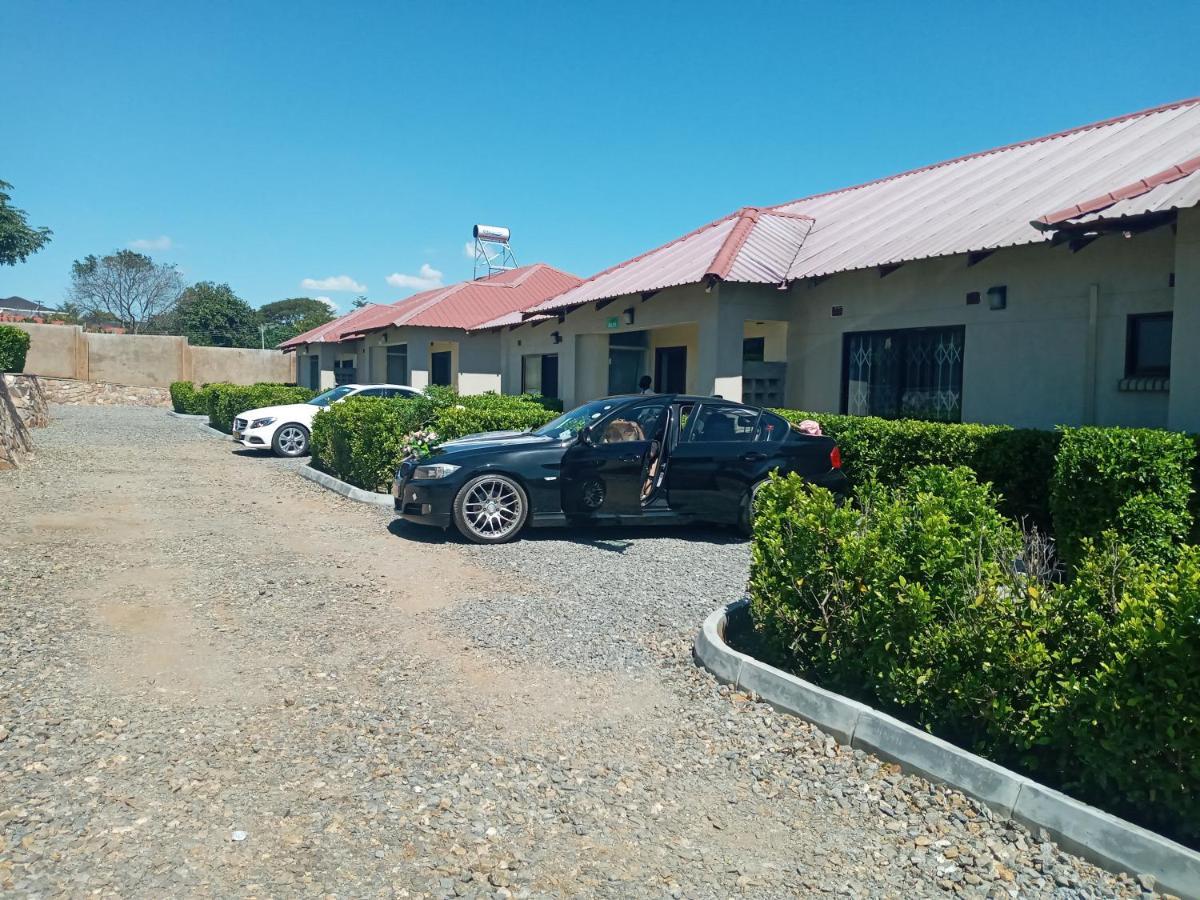 Douglas Lodge & Apartments Lilongwe Ngoại thất bức ảnh
