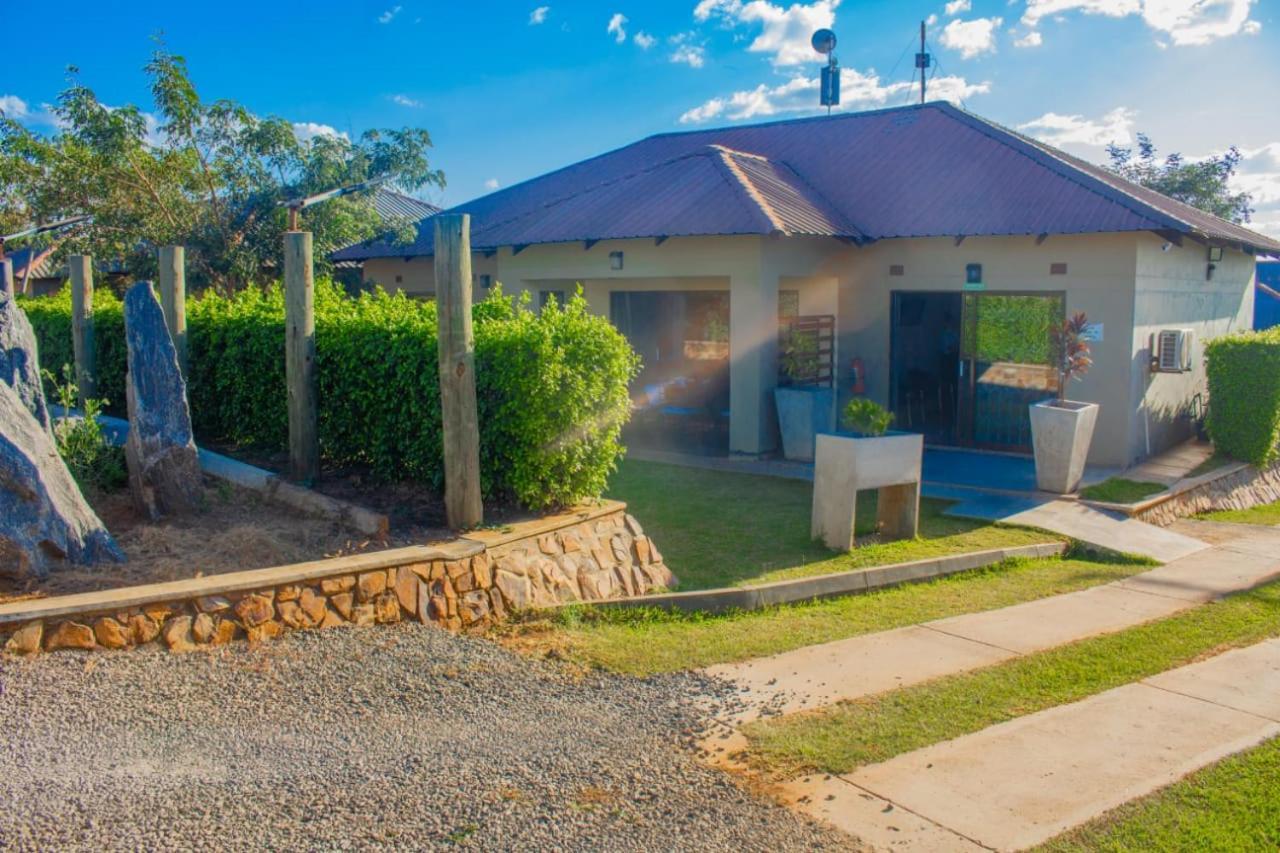 Douglas Lodge & Apartments Lilongwe Ngoại thất bức ảnh